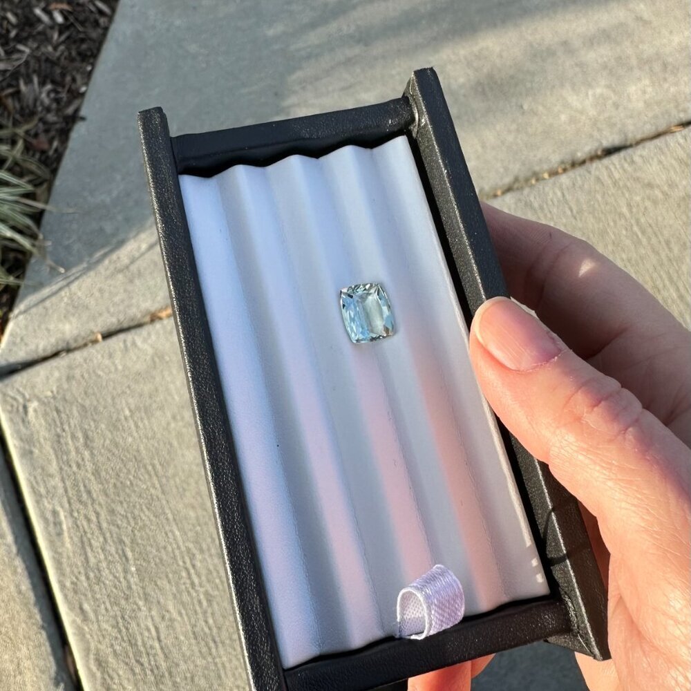 ๐ NATURAL 4.8ct Aquamarine Gemstone - Cushion Checkerboard Cut Gemstone - Picture 9 of 13